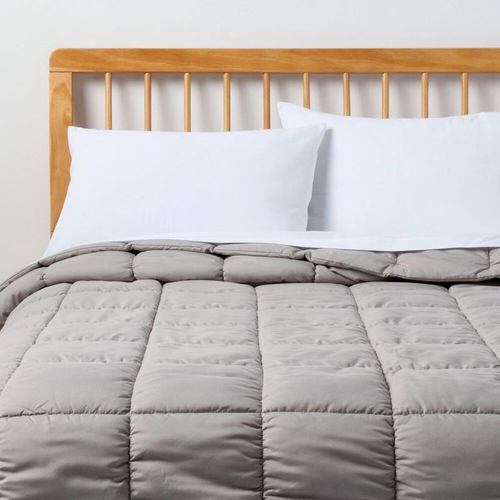 Twin/Twin Extra Long Puffer Box Stitch Comforter Light Gray - Room Essentials